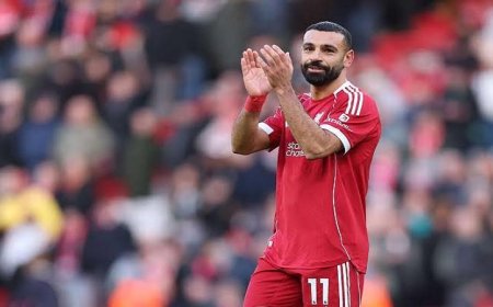 ليفربول يعود لإشراك صلاح في مباراة مثيرة ضد أستون فيلا