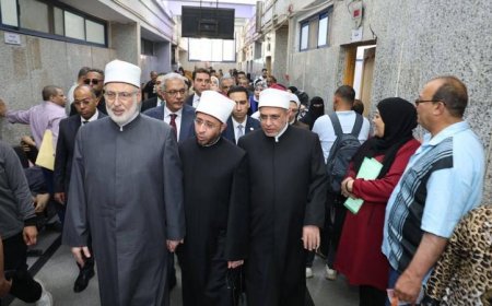 وزير الأوقاف يؤكد جاهزيته لتعزيز التعاون مع جامعة الأزهر ومستشفياتها