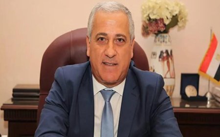 الشوربجي يشيد بدور رائدات الصحافة في كتابة التاريخ بأحرف ذهبية