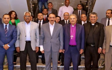 محافظ سوهاج يرحب برئيس الطائفة الإنجيلية في مصر لتعزيز التعاون والتواصل