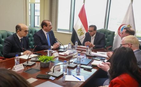 وزير الصحة يستعرض خطة حملة وطنية لزيادة الوعي بالأمراض غير المعدية