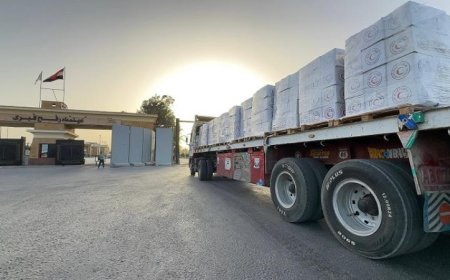 الهلال الأحمر يعلن عن قافلة زاد العزة الـ197 المحملة بـ3961 طناً من المساعدات الإنسانية