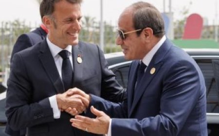 نقيب الأطباء يؤكد المضاعفات المحتملة خلال العلاج ليست أخطاء طبية
