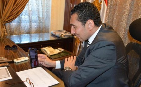 وزير الرياضة يتواصل مع اللاعبة جنا الجندي بعد فوزها بميدالية برونزية
