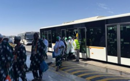 وزير الأوقاف يرحب بوفد الهيئة القبطية الإنجيلية بمناسبة عيد الأضحى المبارك