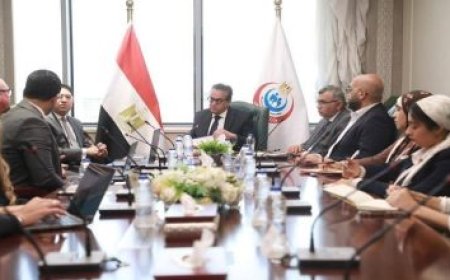 رئيس الوزراء يقود اجتماع اللجنة المركزية لمواجهة الأزمات وتنسيق الجهود