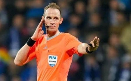 طاقم التحكيم الألماني يصل إلى استاد القاهرة استعداداً لمباراة الزمالك وسيراميكا