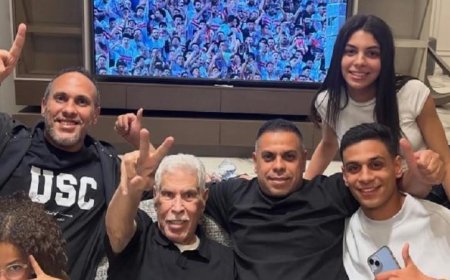 حسن شحاتة يحتفل مع أسرته بتتويج الزمالك بلقب الدوري رقم 15 في لحظة تاريخية