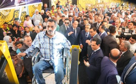 افتتاح وحدة تدريب مهني متنقلة في قرية طيبة بنبروه بحضور وزير العمل والمحافظ
