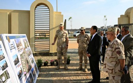 رئيس الوزراء يقوم بجولة تفقدية في الحي الدبلوماسي بالعاصمة الإدارية الجديدة