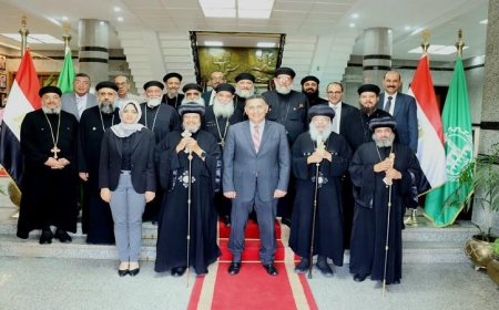 محافظ القليوبية يلتقي كبار قيادات الكنيسة القبطية الأرثوذكسية بصحبة مطارنة وأساقفة بارزين