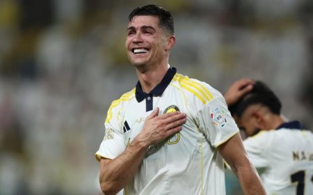 دموع رونالدو تضيء احتفالات تتويج النصر بلقب الدوري السعودي