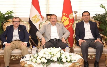 محافظ بورسعيد يستقبل وزيري التخطيط والرياضة لتفقد المنشآت التعليمية والرياضية في المحافظة