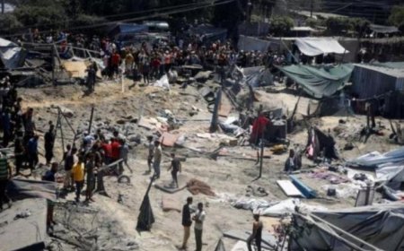 استشهاد ثلاثة فلسطينيين إثر قصف الاحتلال لمخيم النصيرات في وسط قطاع غزة