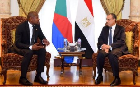 وزير الخارجية يستقبل نظيره القمري لتعزيز التعاون الثنائي بين البلدين