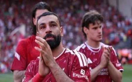 وداع مؤثر لصلاح في أنفيلد بعد 9 سنوات من الألقاب مع ليفربول