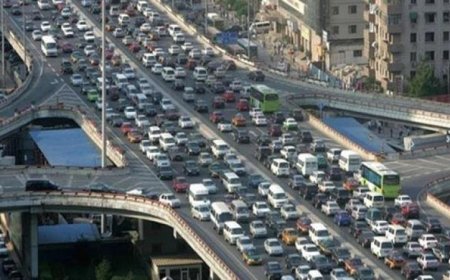 النشرة المرورية اليوم تكشف أماكن الكثافات المرورية العالية في القاهرة والجيزة
