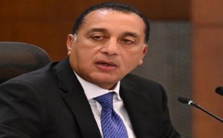 محافظ الفيوم يقدم تهانيه لرئيس مجلس الوزراء بمناسبة عيد الأضحى المبارك