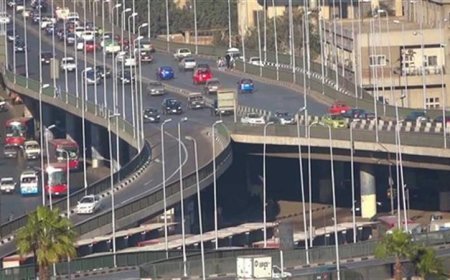 تحويلات مرورية وإغلاق جزئي لكوبري 6 أكتوبر نتيجة تحسينات كفاءة في الجيزة