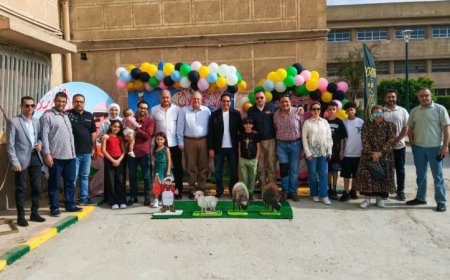 رئيس جامعة القاهرة يشرف على توزيع الأضاحي بأسعار مخفضة للموظفين
