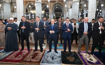 محافظ الغربية يشارك في صلاة عيد الأضحى بمسجد السيد البدوي في طنطا