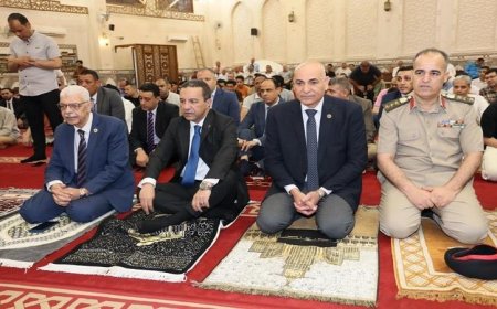 محافظ المنوفية يشارك في صلاة عيد الأضحى المبارك بمسجد الرؤوف الرحيم