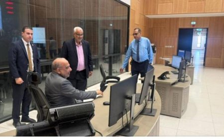 وزير الكهرباء يزور المركز القومي للتحكم في الطاقة لمتابعة سير العمل الفعال