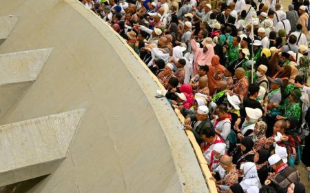 تنظيم محكم ورؤية واضحة خلال رمي الجمرات في أول أيام التشريق