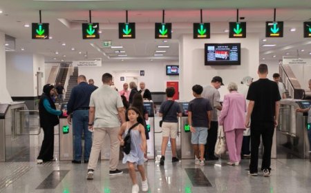 زيادة ملحوظة في أعداد المواطنين يستخدمون مونوريل شرق النيل للتوجه إلى العاصمة الجديدة