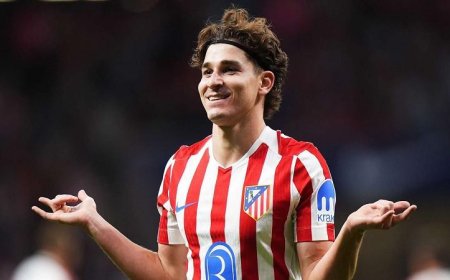 اتليتكو مدريد يصدر بيانًا قويًا ضد شائعات انتقال جوليان ألفاريز إلى برشلونة