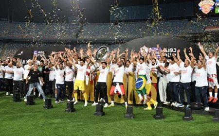 إنفانتينو يحتفل بتتويج الزمالك بلقب الدوري ويقدم التهاني لاتحاد الكرة