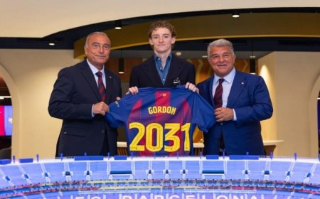 برشلونة يوقع عقدًا مع جوردون لمدة خمسة أعوام لتعزيز صفوفه