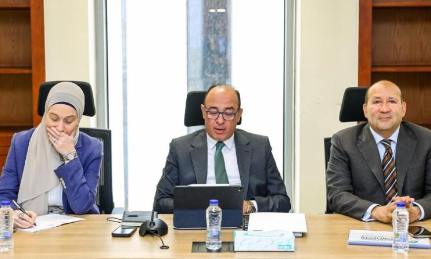 وزارة التخطيط وصندوق الاستثمار الأخضر يعززان التعاون لدعم التحول نحو التنمية المستدامة