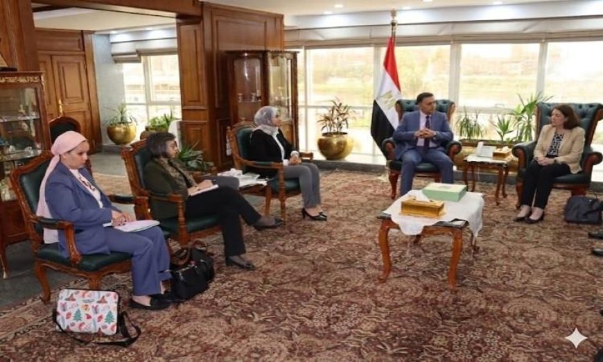 محافظ القليوبية يناقش مع وفد البنك الدولي خطة التصدي لتلوث الهواء في القاهرة الكبرى