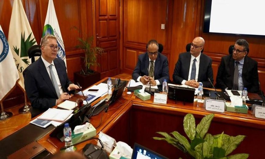وزير البترول يدعو لتسريع استغلال موارد البترول والغاز في حقول شركة خالدة