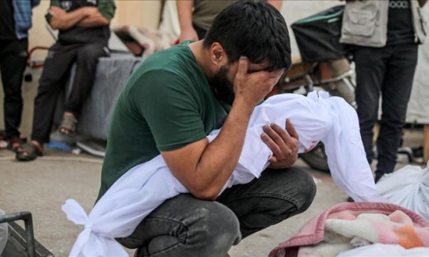 استشهاد طفل فلسطيني نتيجة شظايا قنبلة خلال مسيرة إسرائيلية في خان يونس