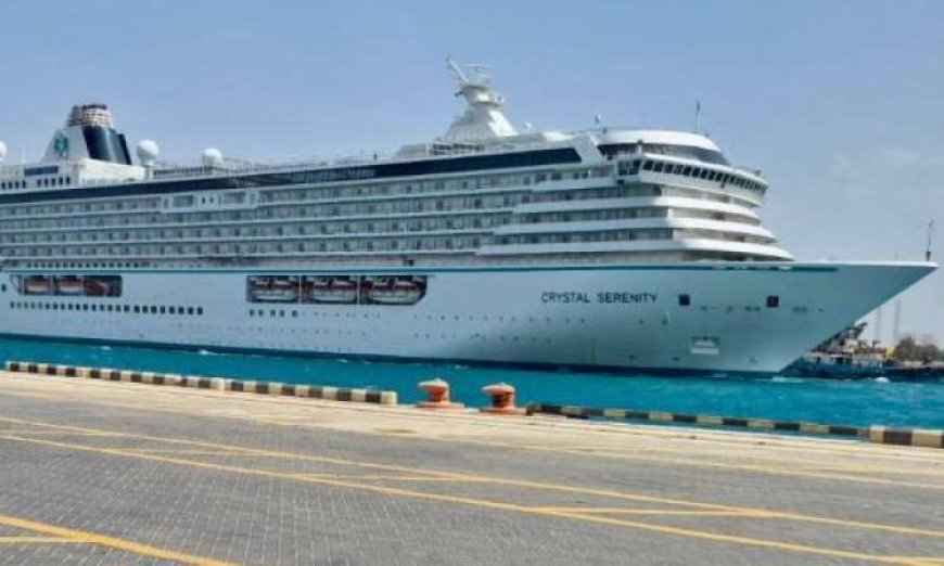استقبال ميناء السخنة التابع لاقتصادية قناة السويس للسفينة CRYSTAL SERENITY