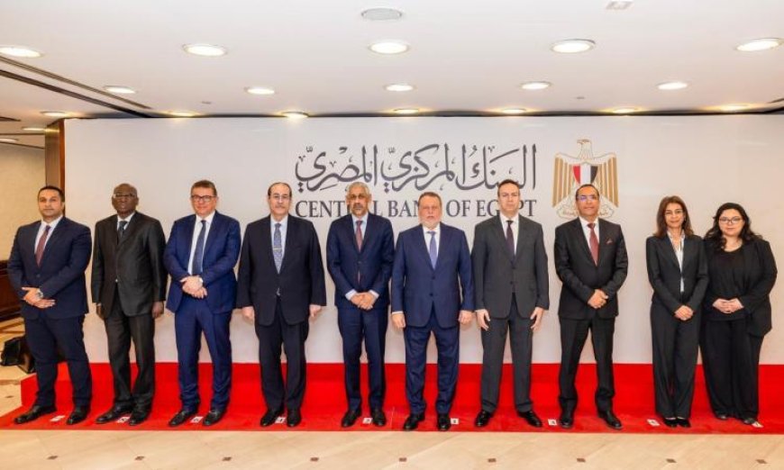 محافظ البنك المركزي يناقش تعزيز التعاون مع رئيس بنك التنمية الإفريقي