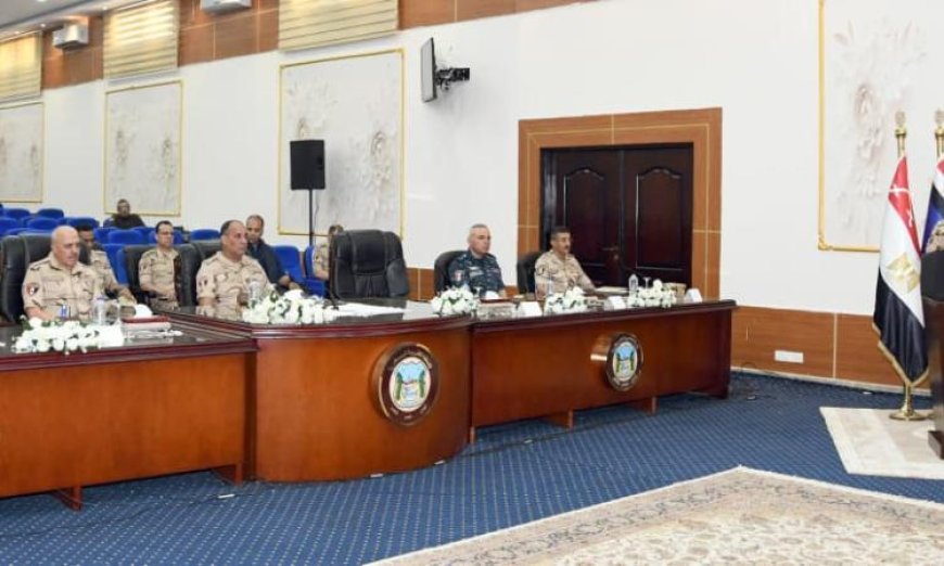 فيديو مثير لوزير الدفاع وهو يتواصل مع مقاتلي المنطقة الغربية العسكرية