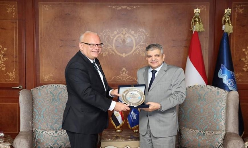 أسامة ربيع يبحث مع سفير السويد في مصر تعزيز أوجه التعاون المشترك