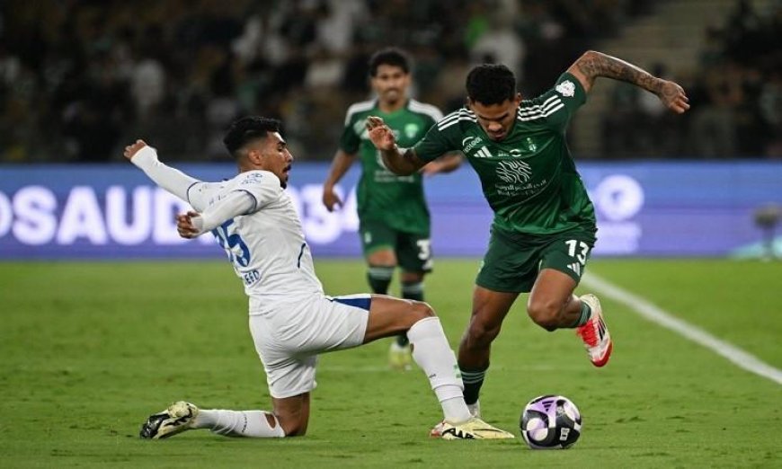 صراع مثير في دوري روشن الأهلي يواجه الفتح في الجولة 28