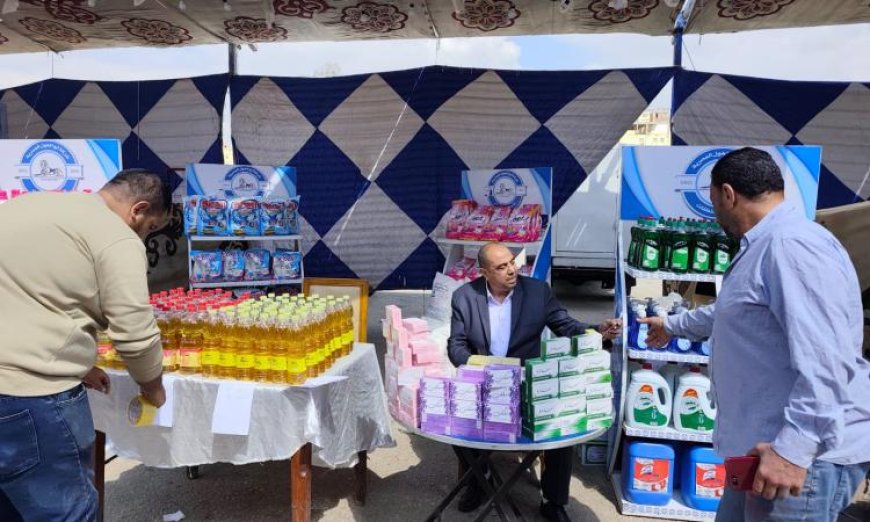 توافد أكثر من 10 آلاف زائر في انطلاق سوق اليوم الواحد بالنوبارية الجديدة