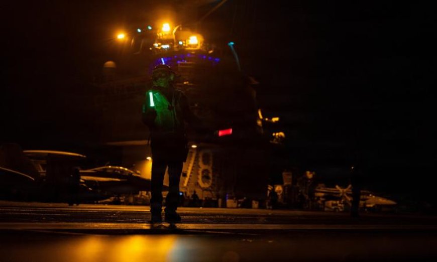 الجيش الأمريكي يعلن تحويل مسار 57 سفينة تجارية وتعطيل 3 سفن بالقرب من إيران
