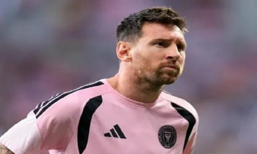ميسي يشيد بلاعب يذكره ببداياته الكروية