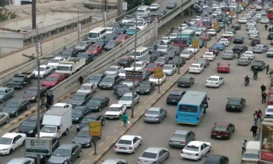 ازدحام مروري مستمر على الكورنيش والقصر العيني اليوم