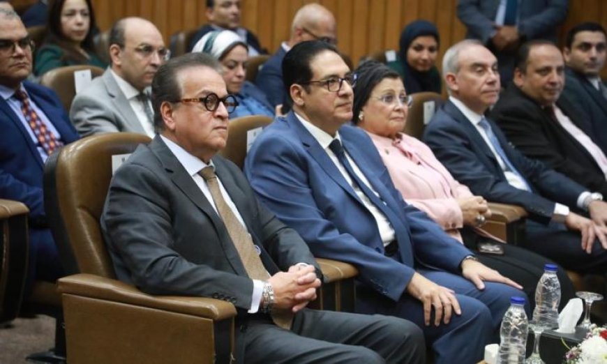 وزير الصحة يساهم في مناقشة رسالة دكتوراه تتعلق بمبادرة 100 مليون صحة