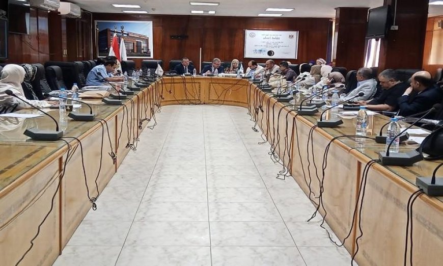 الأشهب يقود اجتماع مجلس إدارة مستشفيات جامعة بنها لتعزيز الرعاية الصحية