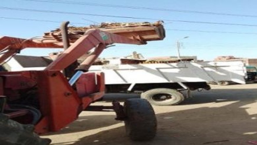محافظ الإسماعيلية يراقب انطلاق فوج حجاج الجمعيات نحو الأراضي المقدسة