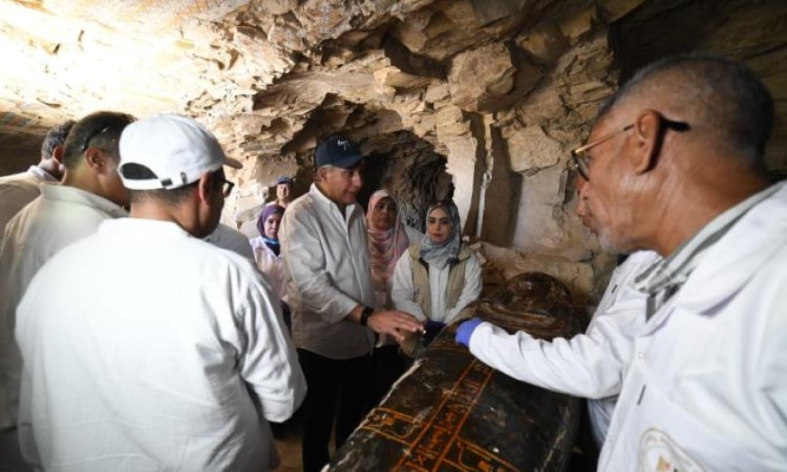 وزير السياحة يتفقد الحفائر الأثرية في منطقة ذراع أبو النجا بالأقصر ويكشف عن اكتشافات جديدة بالصور