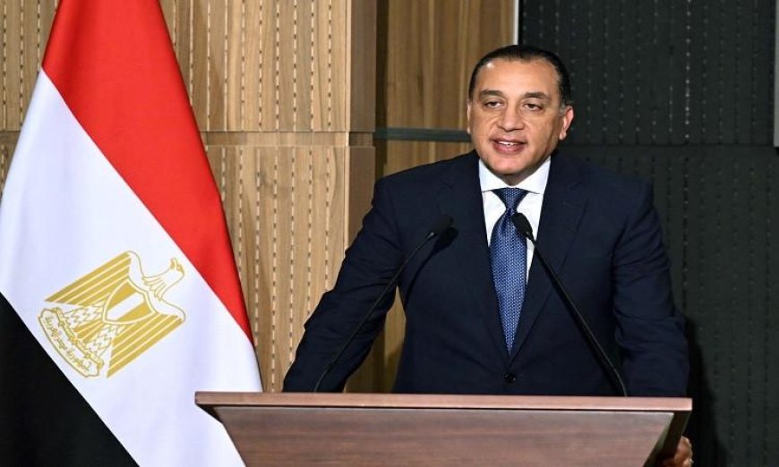 مدبولي يشرف على مشروع إعادة إحياء وتطوير معالم القاهرة التاريخية